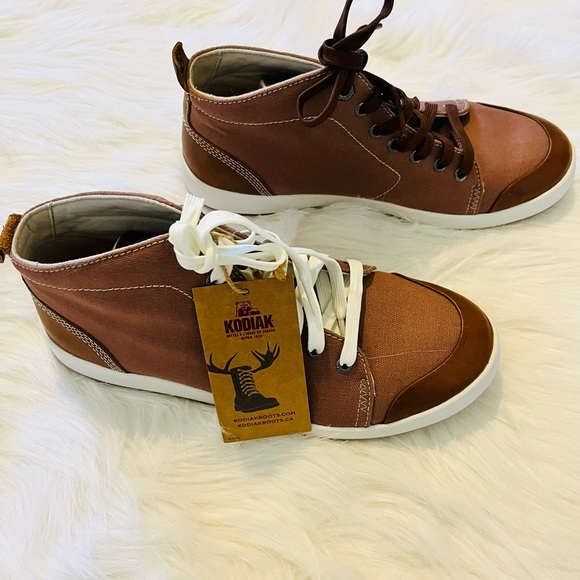Women’s Kodiak Georgian Mid-Cut Sneaker Cashew- 8.5 US - Picture 6 of 7